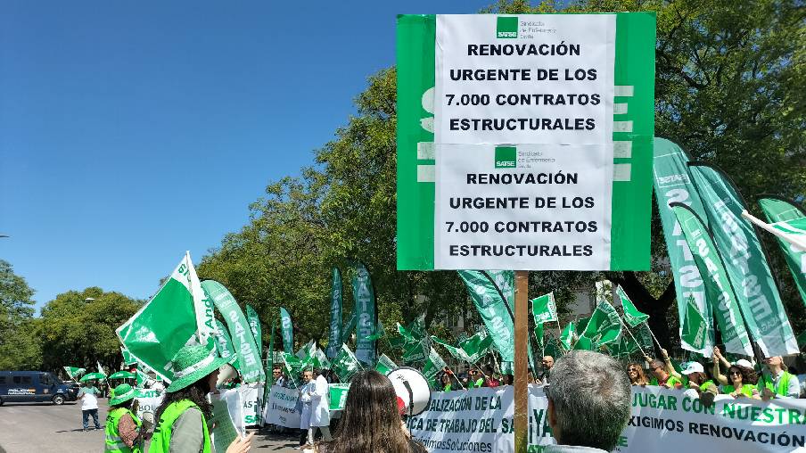 Manifestación de SATSE frente a la Consejería de Salud.